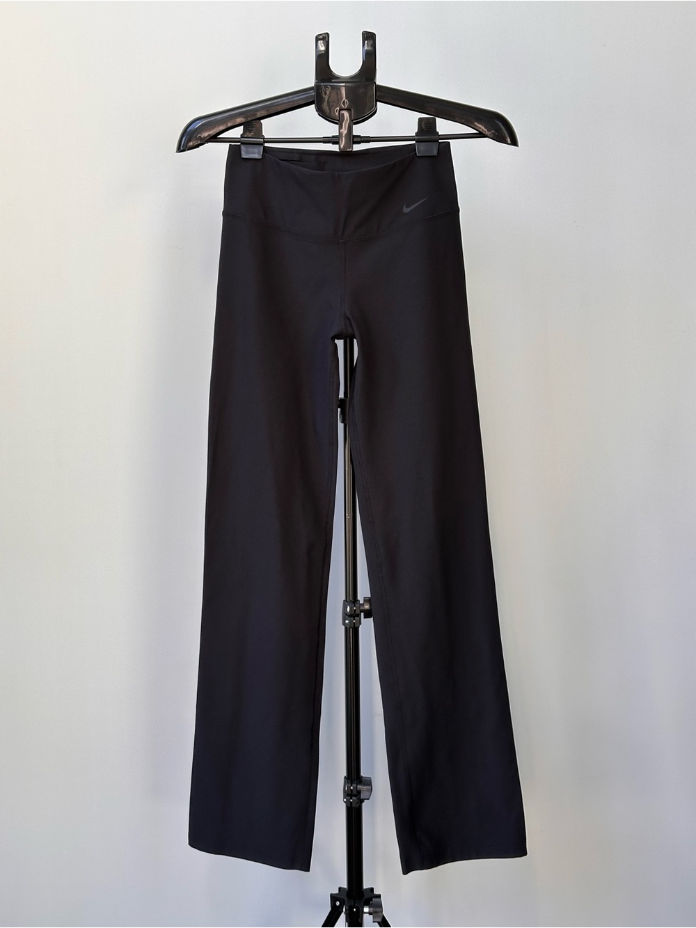 Nike Black High Rise Straight Leg Athletic Gym Workout Pants Women’s Small S